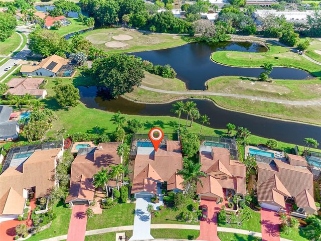 19284 Cherry Hills Ter, Boca Raton, FL 33498