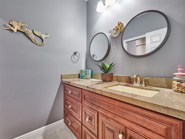 19284 Cherry Hills Ter, Boca Raton, FL 33498