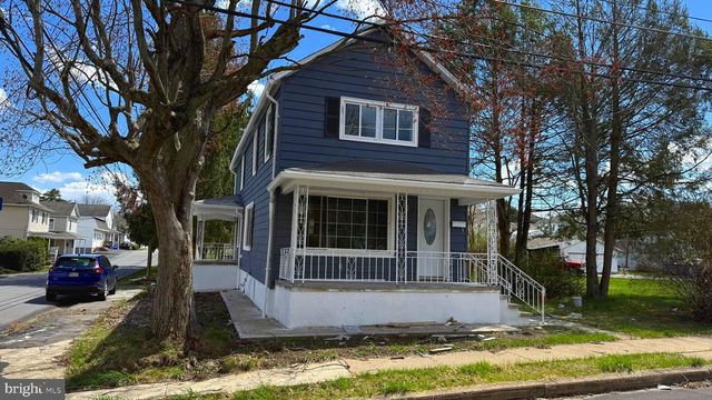 210 CHERRY ST, Duryea, PA 18642