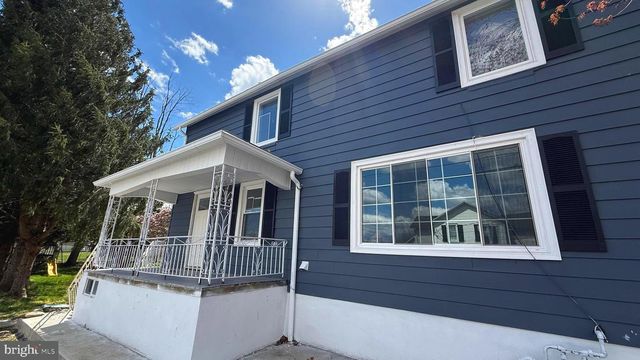 210 CHERRY ST, Duryea, PA 18642