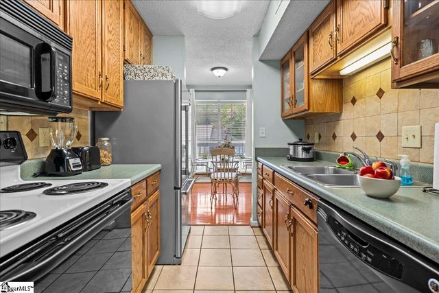 17 Bear Grass Court, Greenville, SC 29605