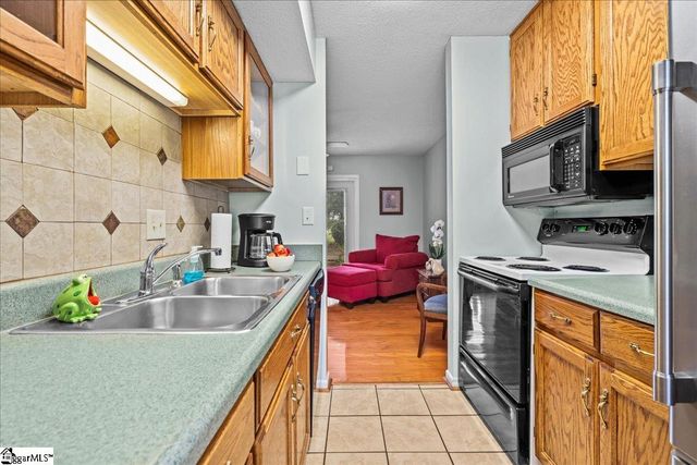 17 Bear Grass Court, Greenville, SC 29605