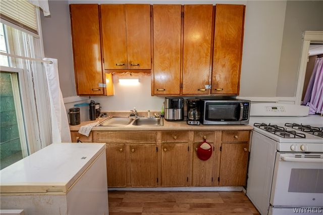 250 Doat Street, Buffalo, NY 14211