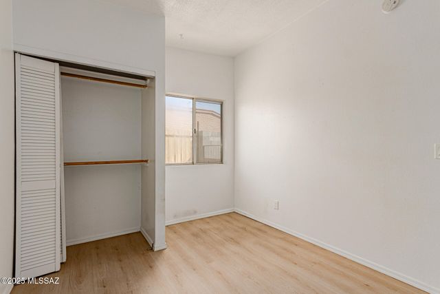 6922 N Northpoint Drive, Tucson, AZ 85741