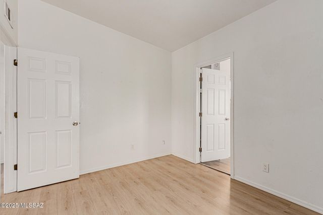 6922 N Northpoint Drive, Tucson, AZ 85741