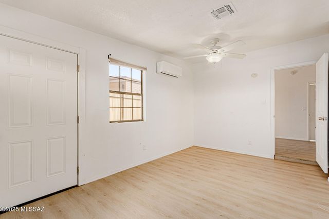 6922 N Northpoint Drive, Tucson, AZ 85741