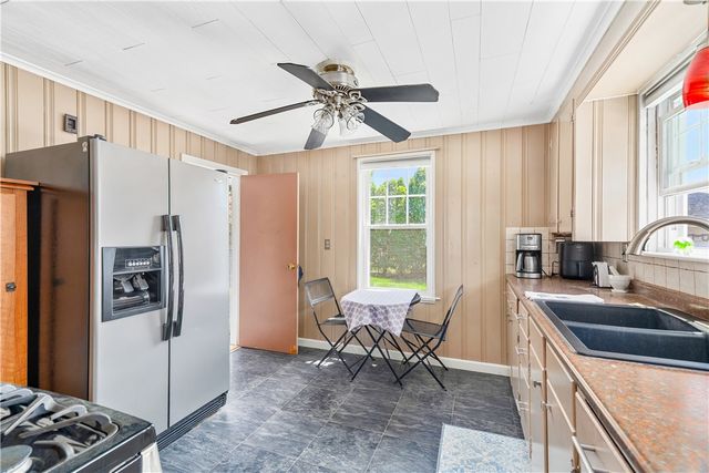 290 West Forest Avenue, Pawtucket, RI 02860