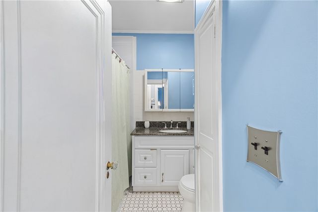 290 West Forest Avenue, Pawtucket, RI 02860