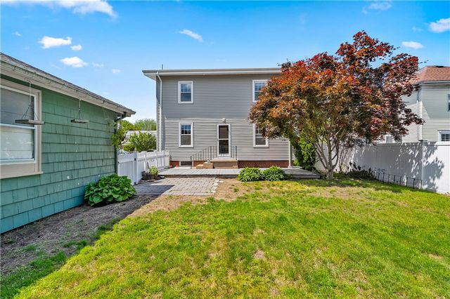 290 West Forest Avenue, Pawtucket, RI 02860