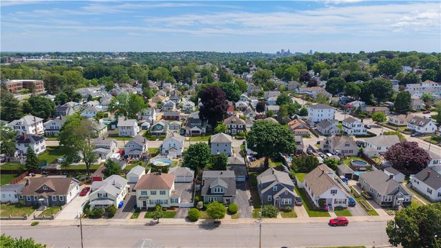 290 West Forest Avenue, Pawtucket, RI 02860