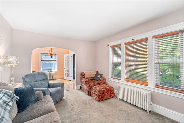 290 West Forest Avenue, Pawtucket, RI 02860