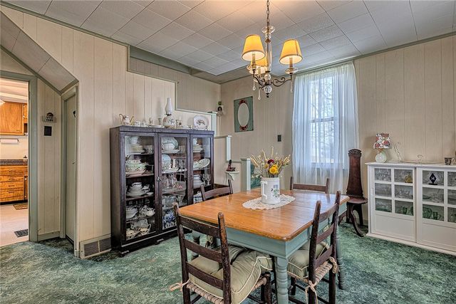 11189 Old Trail Rd, Irwin, PA 15642