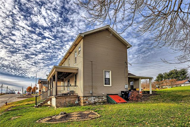 11189 Old Trail Rd, Irwin, PA 15642