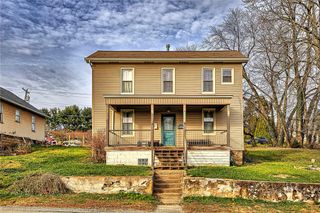 11189 Old Trail Rd, Irwin, PA 15642