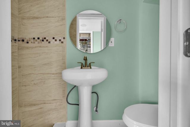 1062 CAMERON RD, Baltimore, MD 21212