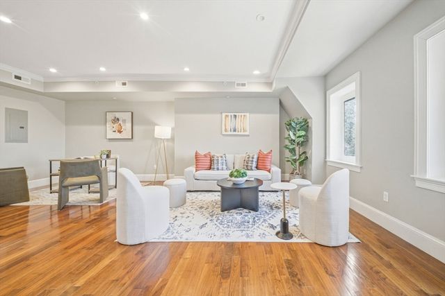 324 Tappan Street 2, Brookline, MA 02445