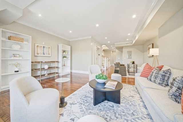 324 Tappan Street 2, Brookline, MA 02445