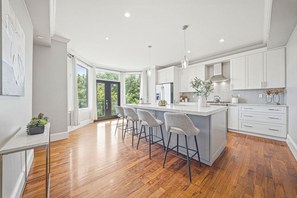 324 Tappan Street 2, Brookline, MA 02445