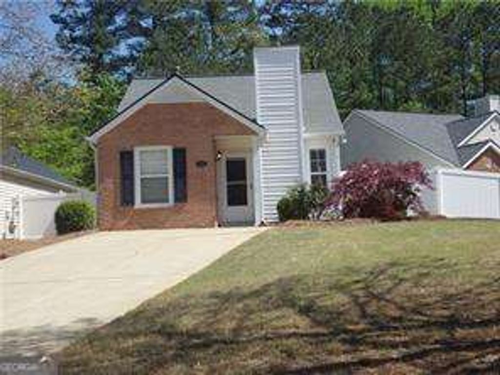 100 Kincade Court, Woodstock, GA 30188