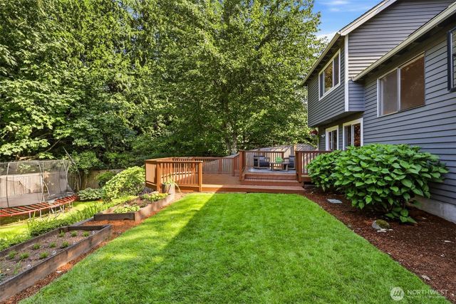 920 225th Court NE, Sammamish, WA 98074