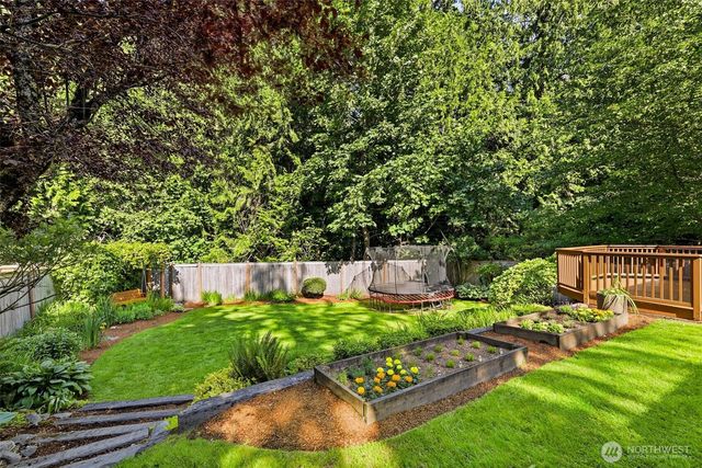 920 225th Court NE, Sammamish, WA 98074