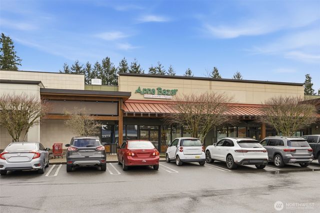 920 225th Court NE, Sammamish, WA 98074