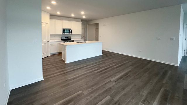 6271 Maple Glen Trail, Wonder Lake, IL 60097