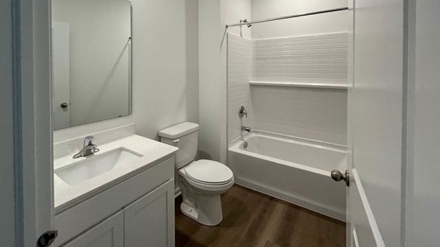 6271 Maple Glen Trail, Wonder Lake, IL 60097