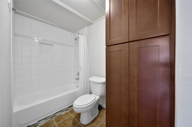 2255 Braeswood Park Drive 227, Houston, TX 77030