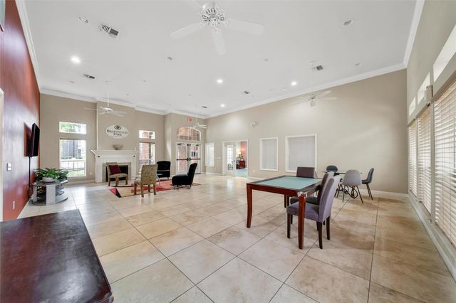 2255 Braeswood Park Drive 227, Houston, TX 77030