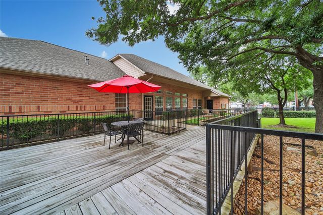 2255 Braeswood Park Drive 227, Houston, TX 77030