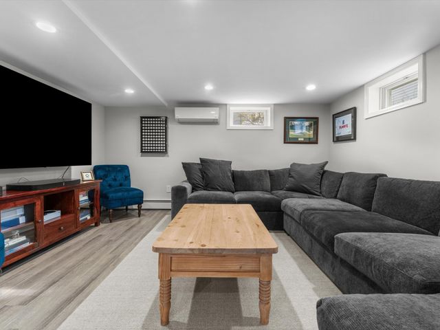 29 Prospect St, Ashland, MA 01721