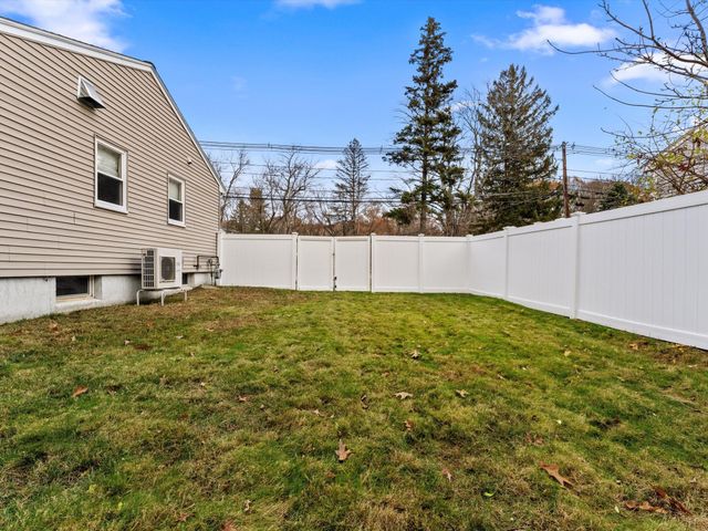 29 Prospect St, Ashland, MA 01721