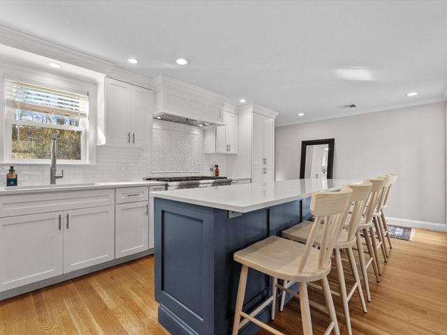 29 Prospect St, Ashland, MA 01721
