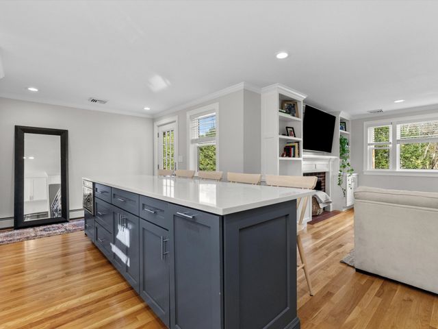 29 Prospect St, Ashland, MA 01721