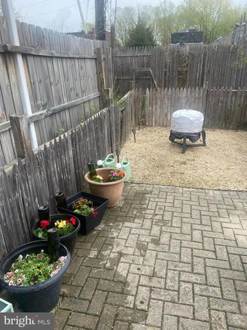 1412 N LINCOLN ST, Wilmington, DE 19806