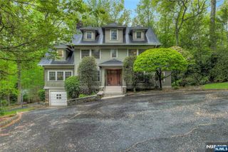 30 Tower Hill Road, Mountain Lakes Boro, NJ 07046