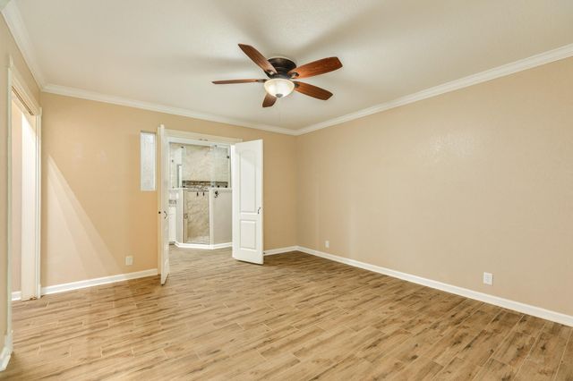 102 Turner Street, Clute, TX 77531