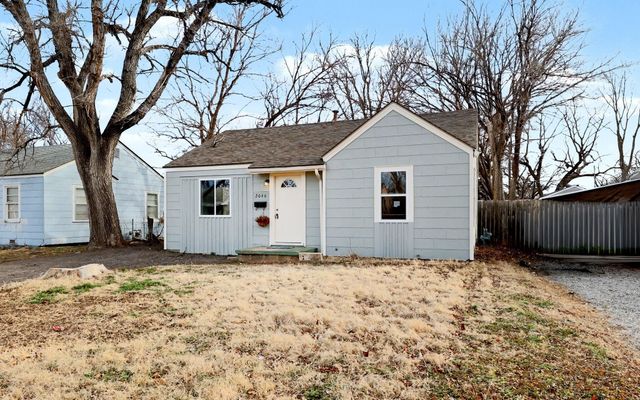 2046 S Greenwood Ave, Wichita, KS 67211