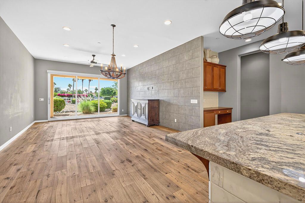 Image 10 of property listing at 3900 Via Amalfi 2, Palm Desert, CA 92260