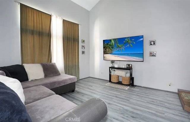 855 Blossomcreek, Corona, CA 92878