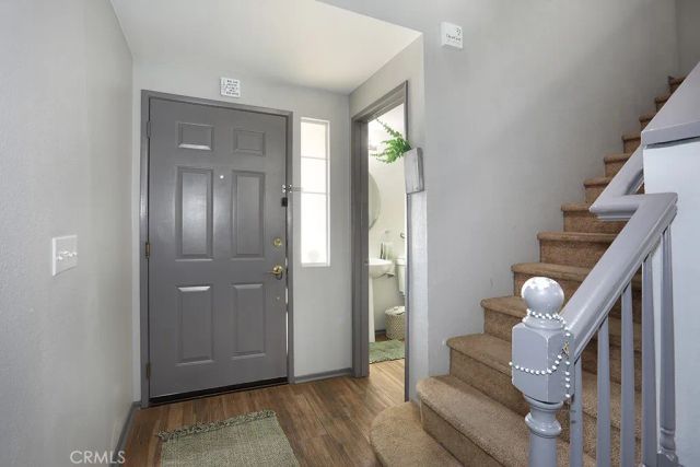 855 Blossomcreek, Corona, CA 92878