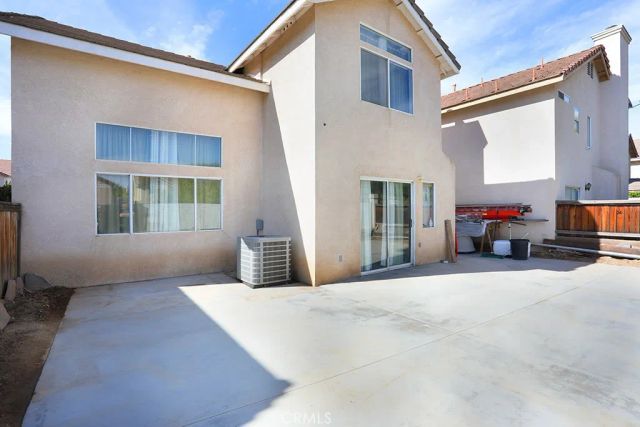855 Blossomcreek, Corona, CA 92878