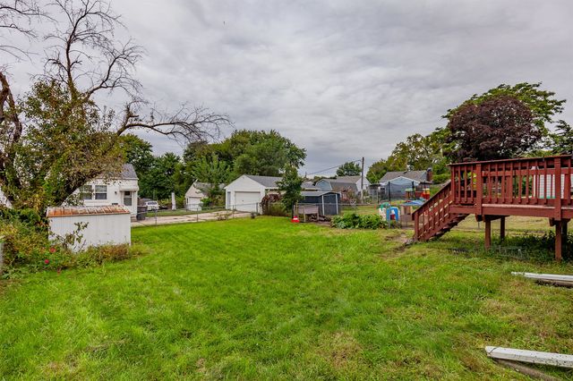 1512 E 32nd Street, Des Moines, IA 50317