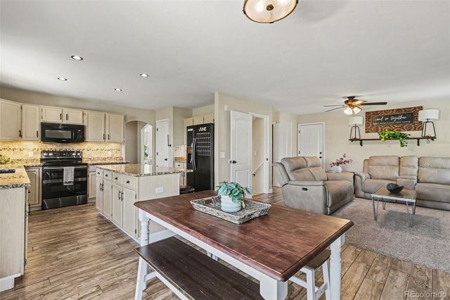 19913 E Progress Place, Centennial, CO 80015