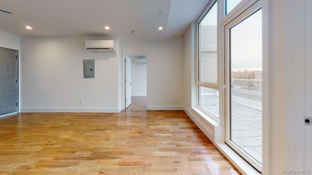 138-28 Queens Boulevard PH-7F, Briarwood, NY 11435