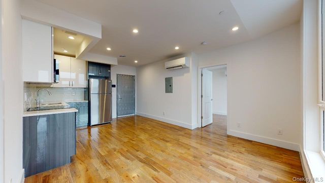 138-28 Queens Boulevard PH-7F, Briarwood, NY 11435