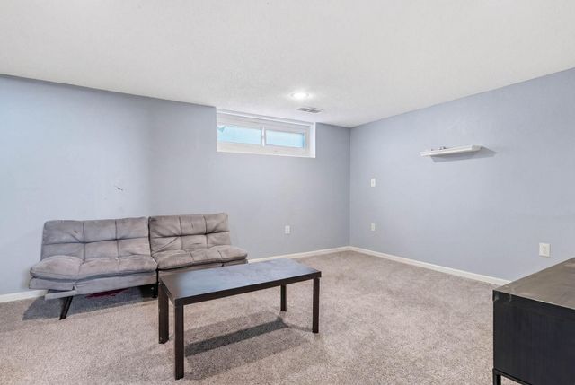 9029 18th Avenue S, Bloomington, MN 55425