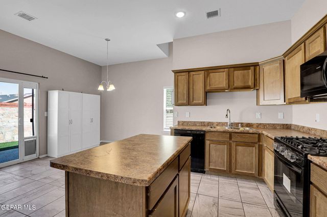 450 HC Gilbert Minjares Drive A, Socorro, TX 79927