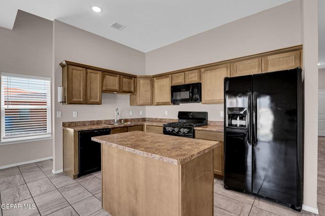 450 HC Gilbert Minjares Drive A, Socorro, TX 79927